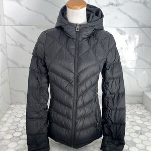 MICHAEL Michael Kors Goose Down Black Chevron Hooded Packable Puffer Coat XS